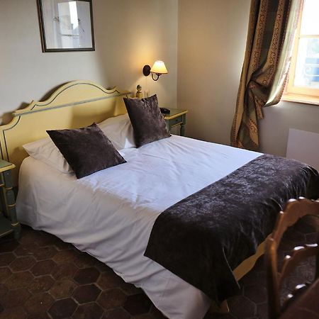 Hostellerie De La Tour D'Auxois 솔류 외부 사진