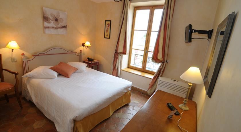 Hostellerie De La Tour D'Auxois 솔류 외부 사진
